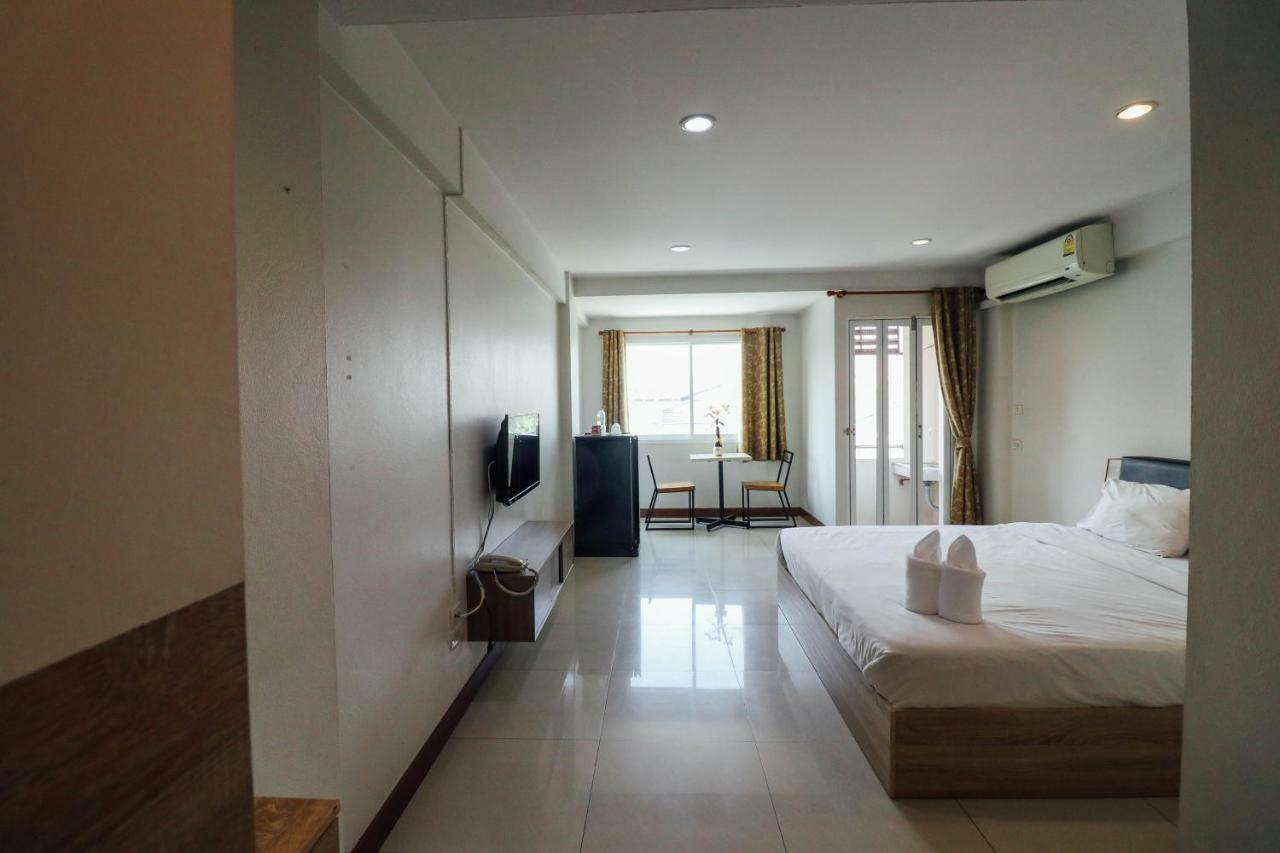 Dd Place Suphan Buri Buitenkant foto